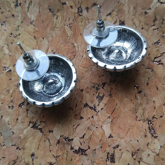 ♦ 3 for $15 Costume Stud Earrings - Picture 7 of 8